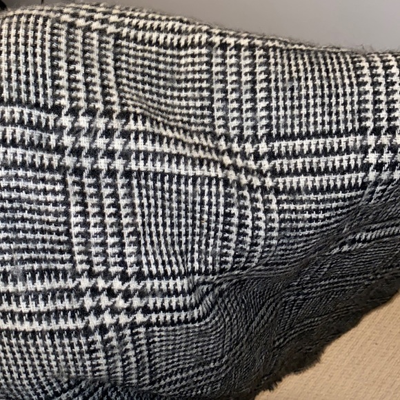 Large Blanket Scarf - Picture 3 of 3